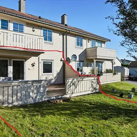 Furnished Near Aker Solutions Апартаменты Стур